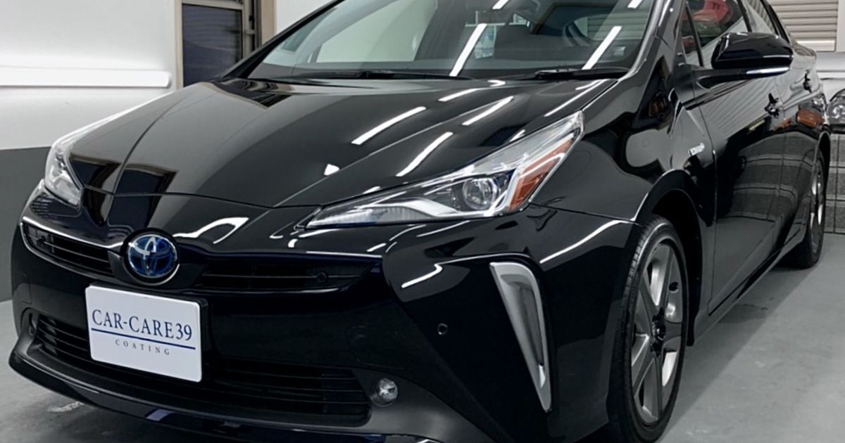 トヨタ 50系プリウスの磨きとガラスコーティングは当社へ